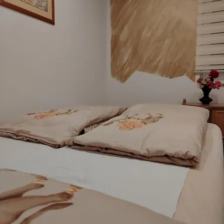 Apartamento Old Town 1 *