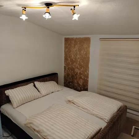 Apartamento Old Town 1 *